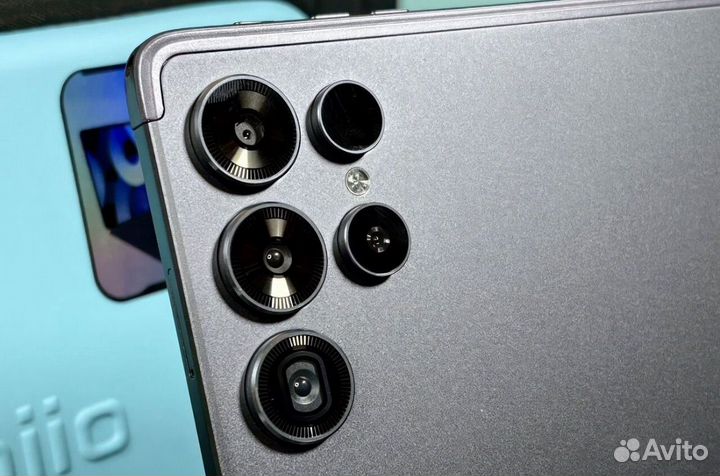 Планшет umiio