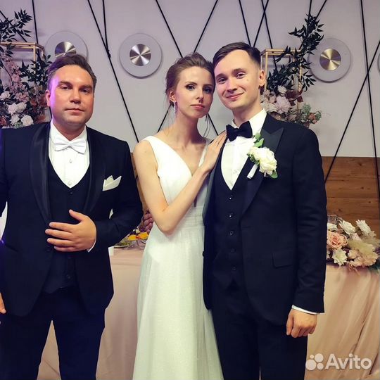 Ведущий тамада на свадьбу юбилей Диджей Караоке