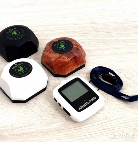 Кнопка вызова персонала и часы пейджер Поясной