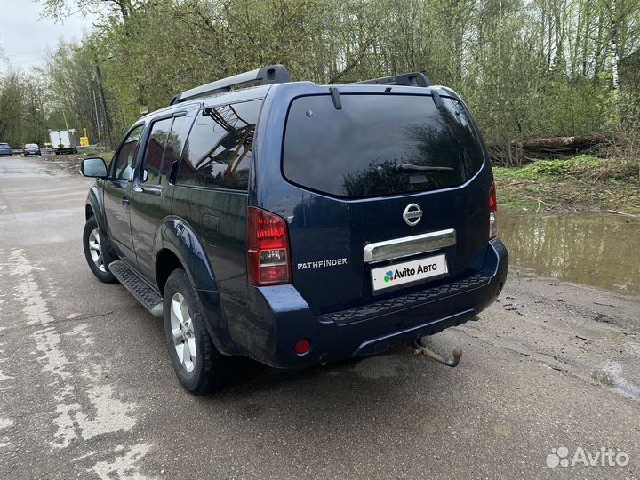 Nissan Pathfinder 2.5 AT, 2011, 280 000 км
