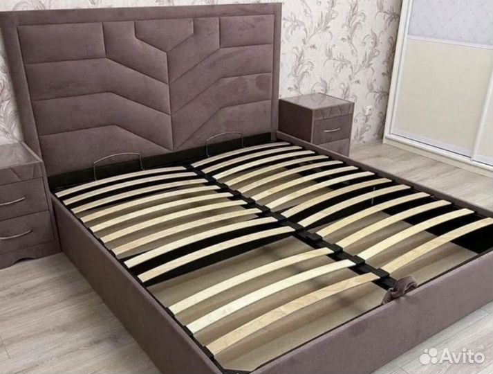 Кровать двухспальная