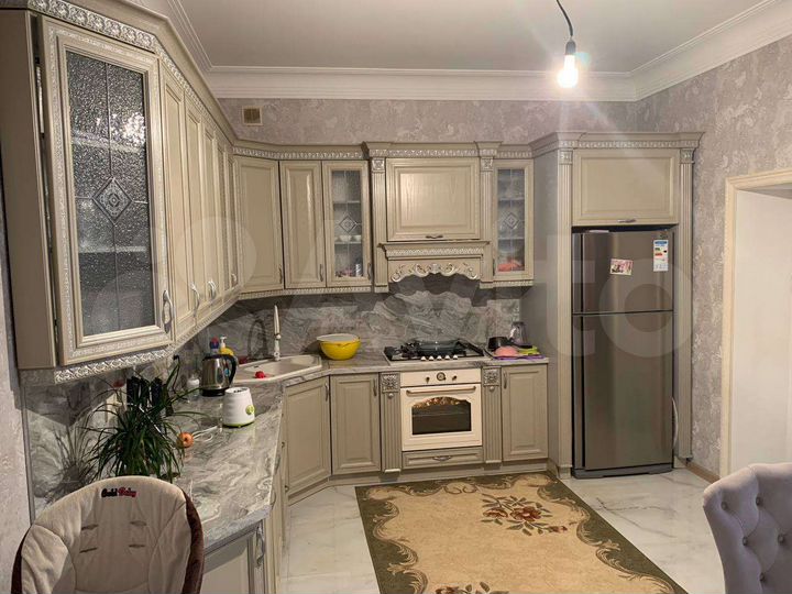 Дом 191 м² на участке 3,5 сот.