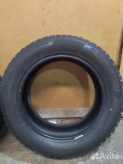 Bridgestone Ice Cruiser 7000S 205/55 R16