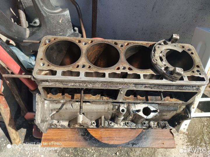 Блок двигателя