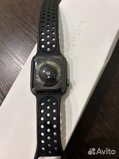 Часы apple watch 5 44 mm