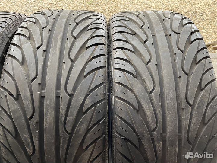 Star Performer TNG UHP 245/30 R20