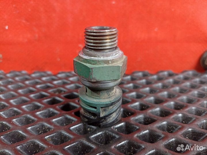 Датчик давления масла