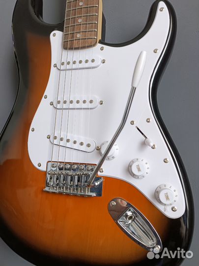 Гитара fender squier bullet