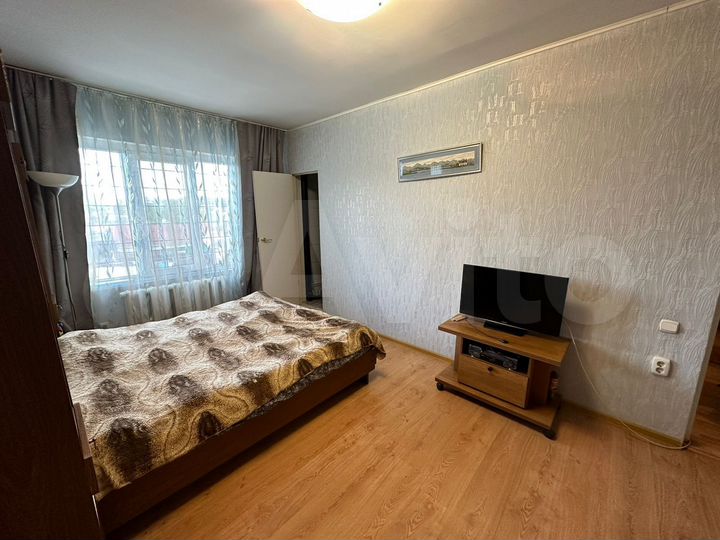 Коттедж 176 м² на участке 9 сот.