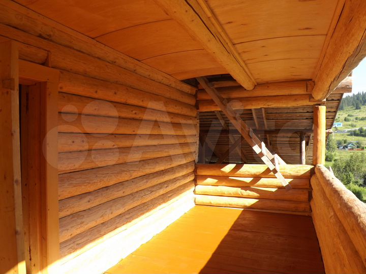 Дом 191 м² на участке 18,1 сот.