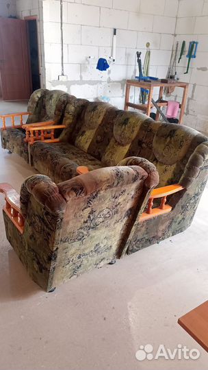 Диван с креслами