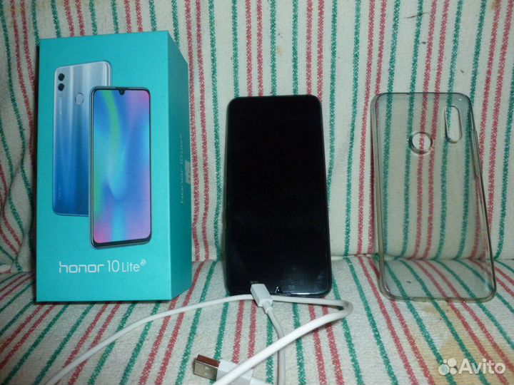 HONOR 10 Lite, 3/64 ГБ