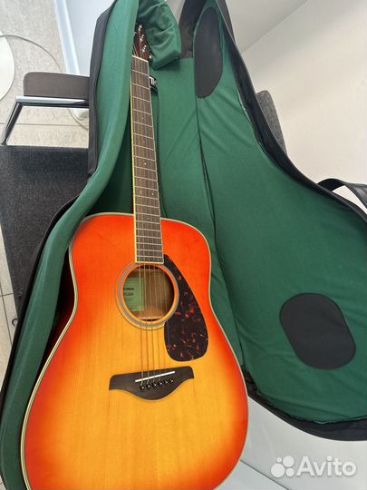 Yamaha FG820