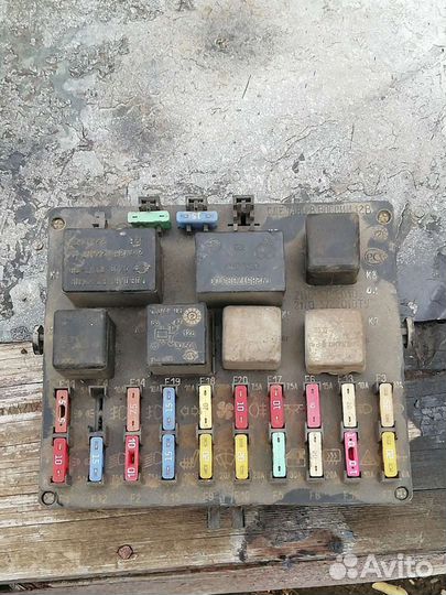 Блок предохранителей