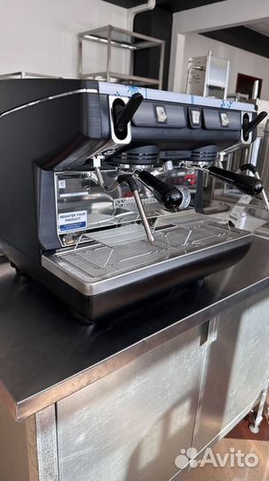 Кофемашина Nuova Simonelli Appia Life