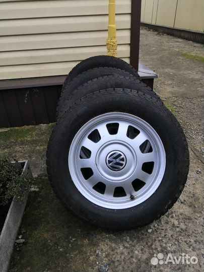 Gislaved Nord Frost 5 195/65 R15