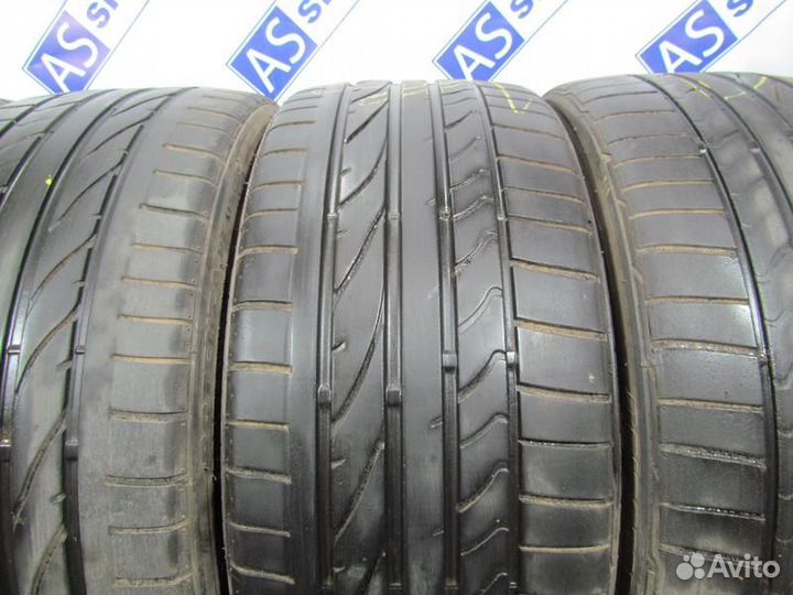 Bridgestone Potenza RE050A 235/35 R19 97P