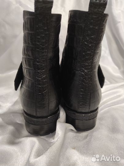 Ботинки женские демисезонные 39 размер