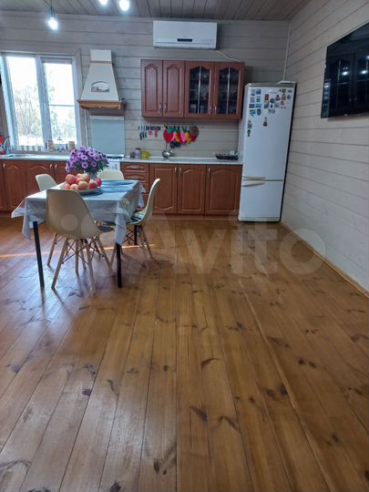 Дом 90 м² на участке 23 сот.