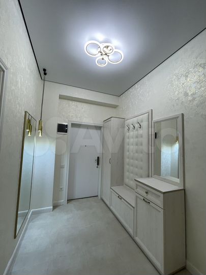 2-к. квартира, 65 м², 9/12 эт.