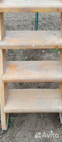 Лестница деревянная для дома