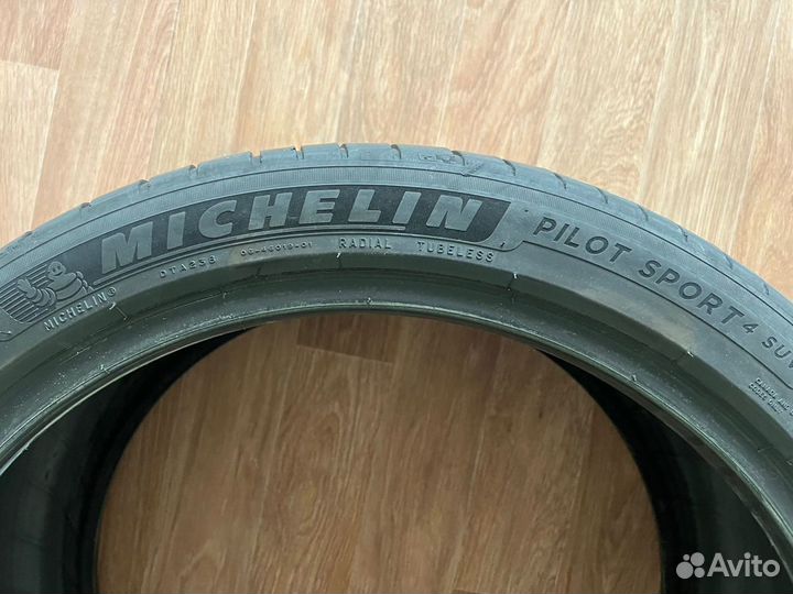 Michelin Pilot Sport 4 SUV 295/35 R21 107Y