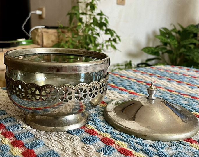 Графин штоф с рюмками и сахарница - СССР