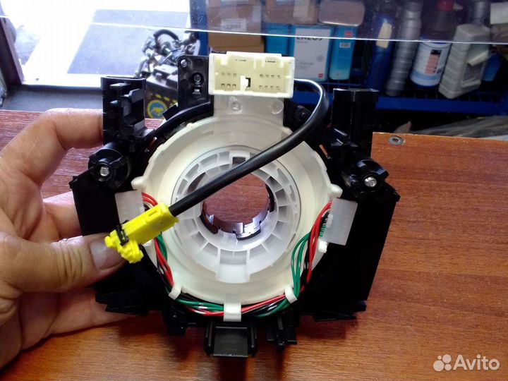 Ниссан Кашкай шлейф подрулевой B5567BH00A