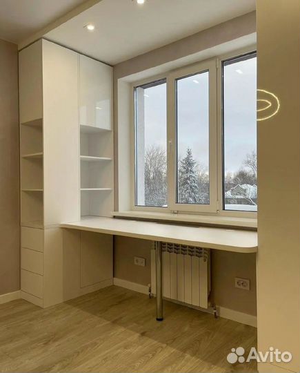 Шкаф распашной