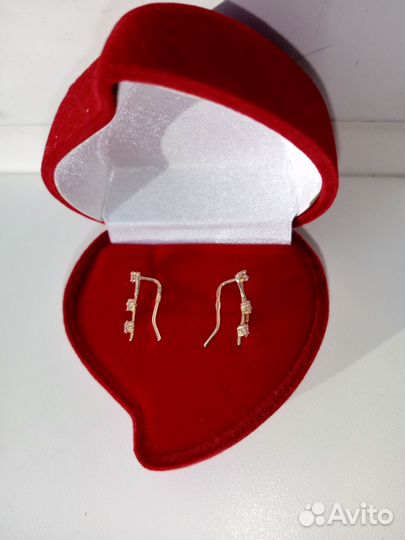 Золотые серьги