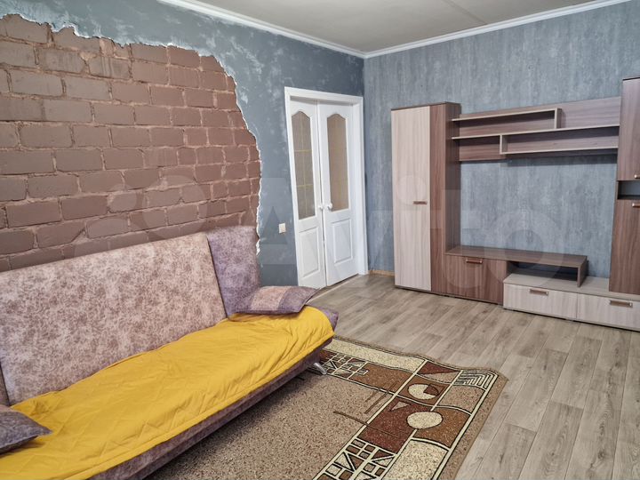 2-к. квартира, 52 м², 3/10 эт.