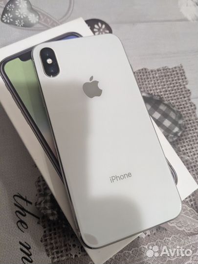 iPhone X, 256 ГБ