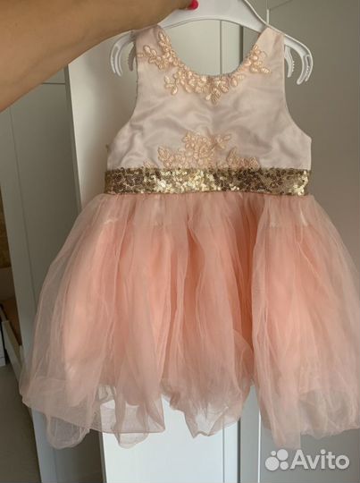 Нарядное платье для девочки