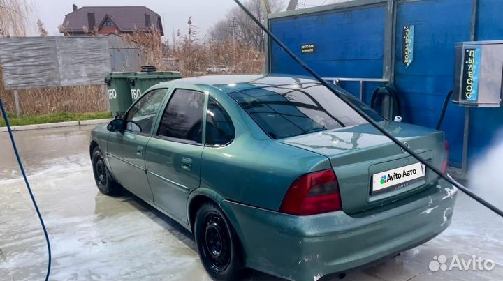 Opel Vectra 1.6 AT, 1999, 305 000 км