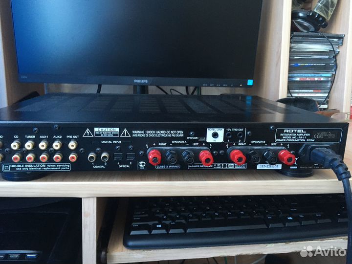 Продам усилитель Rotel ra11