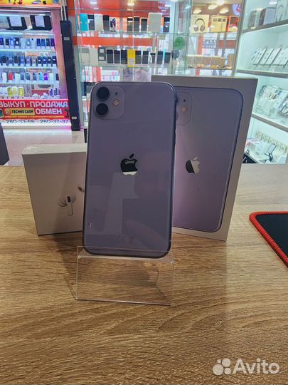 iPhone 11, 64 ГБ