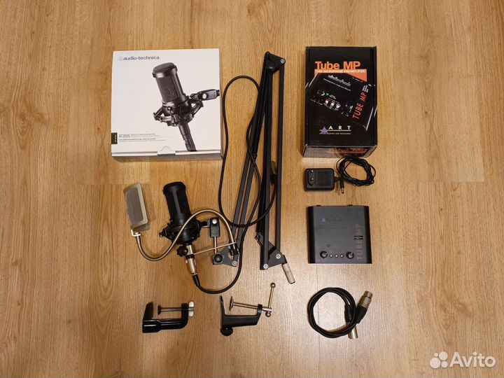 Студийный микрофон Audio Technica AT2035 комплект