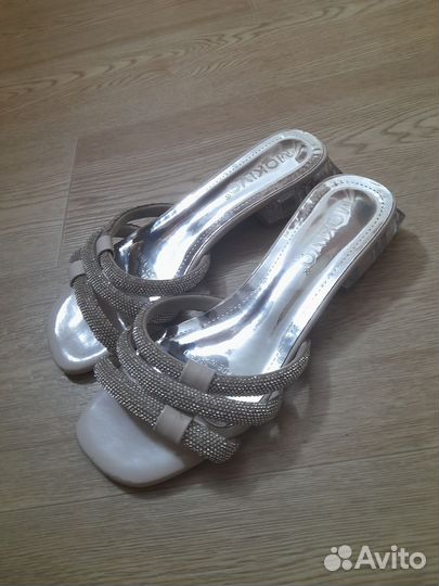 Сандали женские