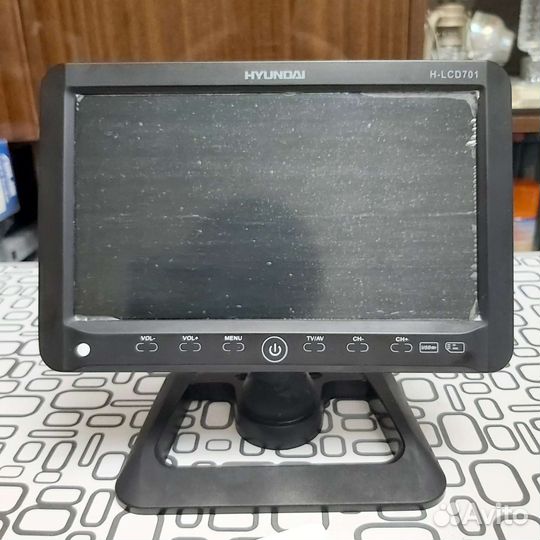 Автомобильный жк-телевизор Hyundai H-LCD701