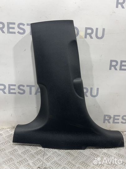 Обшивка стойки Audi A7