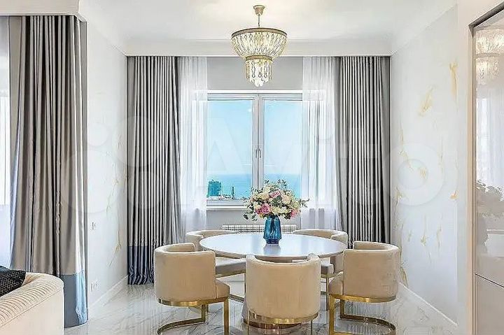 4-к. квартира, 120 м², 17/24 эт.