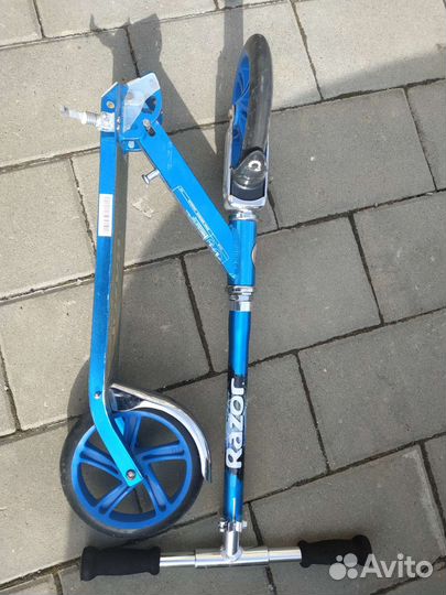 Самокат Razor A5 Lux