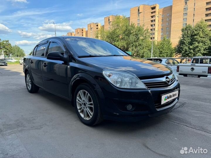 Opel Astra 1.6 AMT, 2011, 302 572 км