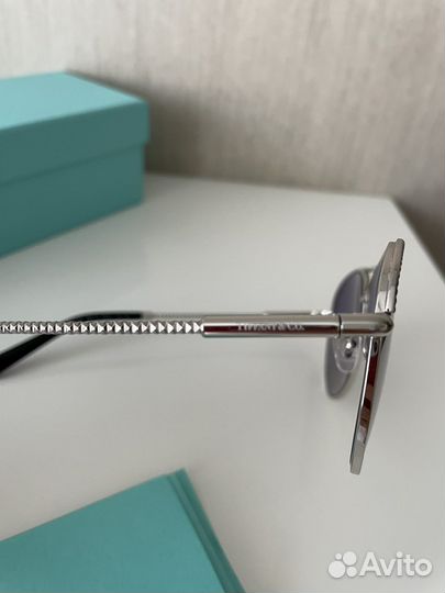 Солнцезащитные очки