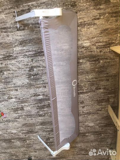 Бортик для кровати