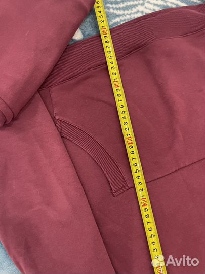 Спортивный костюм женский