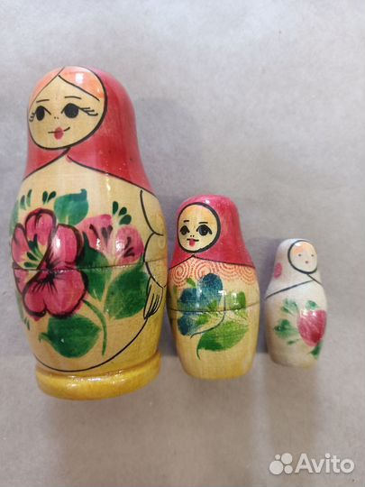 Матрешки разные