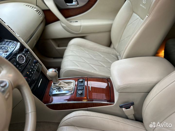 Infiniti FX37 3.7 AT, 2010, 81 000 км