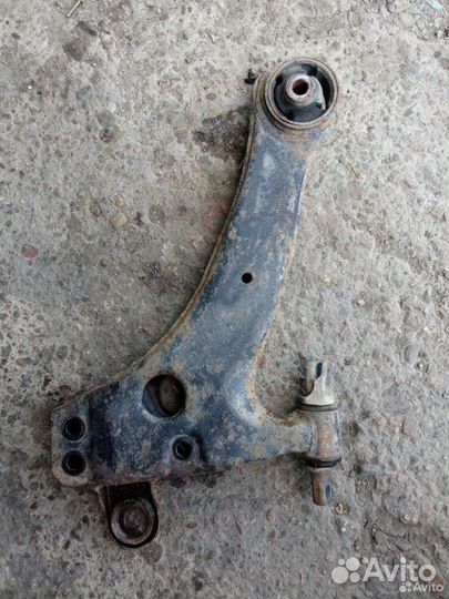 Рычаг передний левый Hyundai Sonata 4 2001-2012
