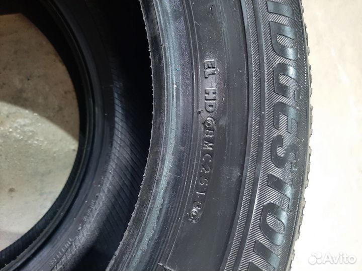 Bridgestone Blizzak VRX 225/60 R18 S